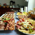 Pensjonat Eska S Pivovarem Mj Jince