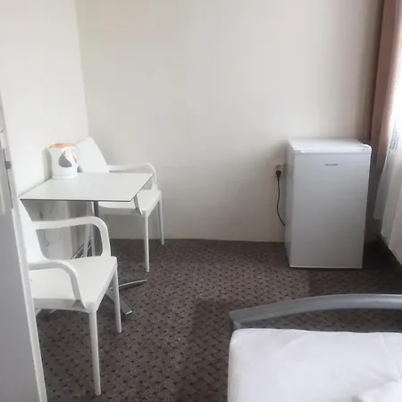 Pensjonat Eska S Pivovarem Mj 3*